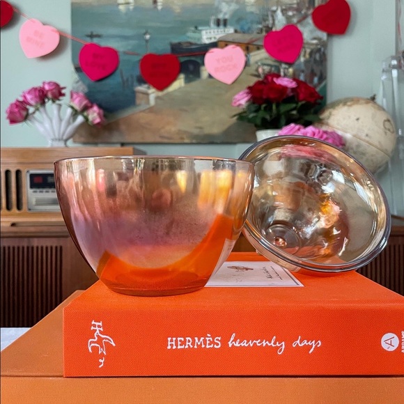 Jeanette iridescent pear container - Picture 2 of 2